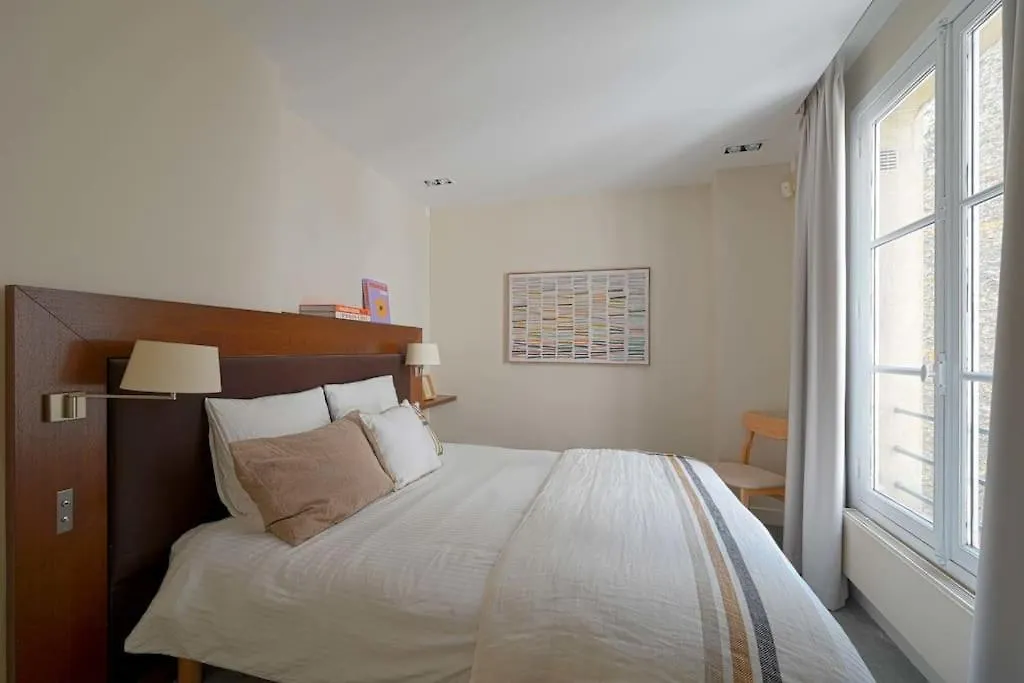 Apartment Magnifique Appartement Champs Elysees Paris